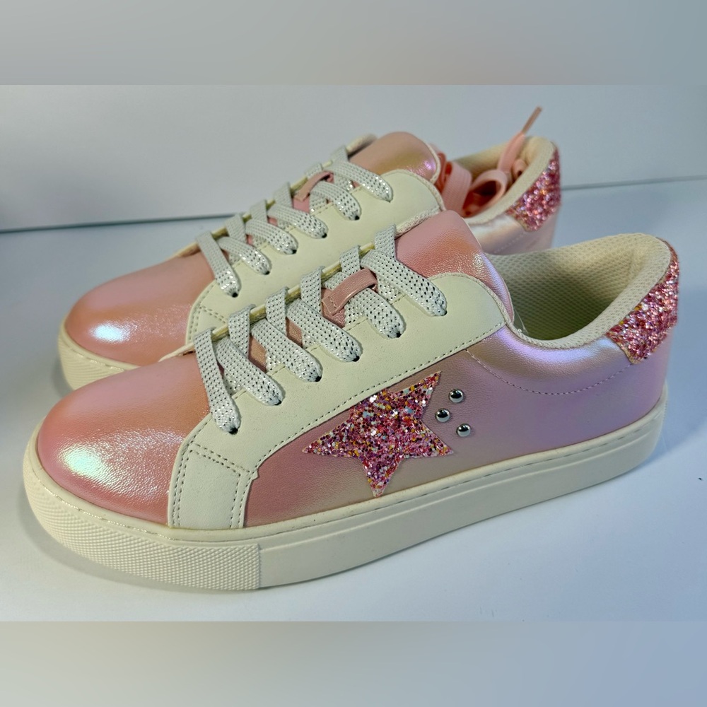 Hey Girl By Corkys Pink Iridescent Sneakers Glitter Star Shoes Womens 7 NWOT